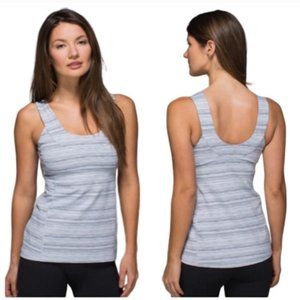 Lululemon Scoop Neck Tank Top Sz 6